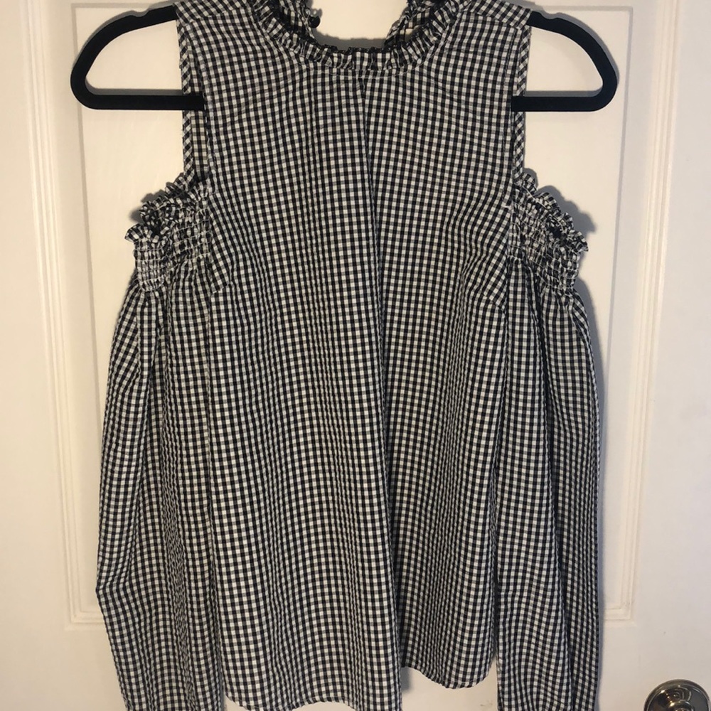 black and white open shoulder top